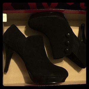 Fioni KoKo Black Heels